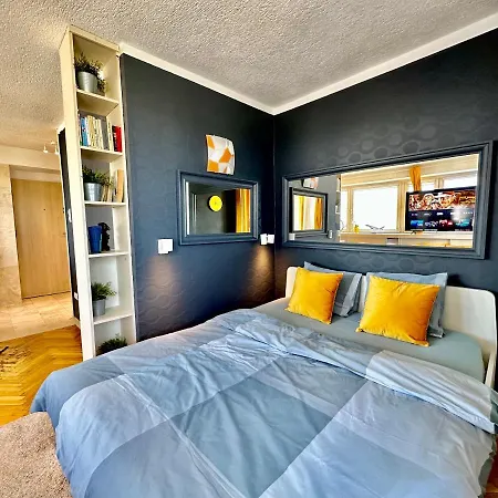 Apartamento Sun Clima/ac Metro X2 Fast Wifi 500 Mbs 70'tv Netflix Appletv Hbo