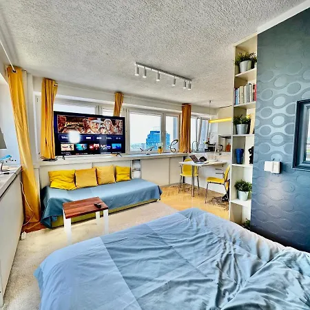 Apartamento Sun Clima/ac Metro X2 Fast Wifi 500 Mbs 70'tv Netflix Appletv Hbo *