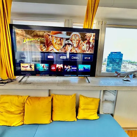 דירה Sun Clima/ac Metro X2 Fast Wifi 500 Mbs 70'tv Netflix Appletv Hbo ורשה