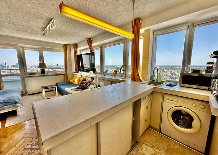 Sun Clima/ac Metro X2 Fast Wifi 500 Mbs 70'tv Netflix Appletv Hbo شقة وارسو